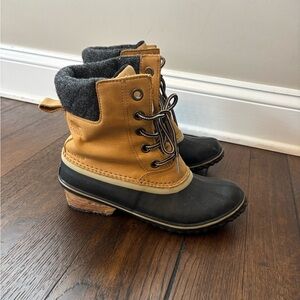 Sorel waterproof winter boots, size 8.5